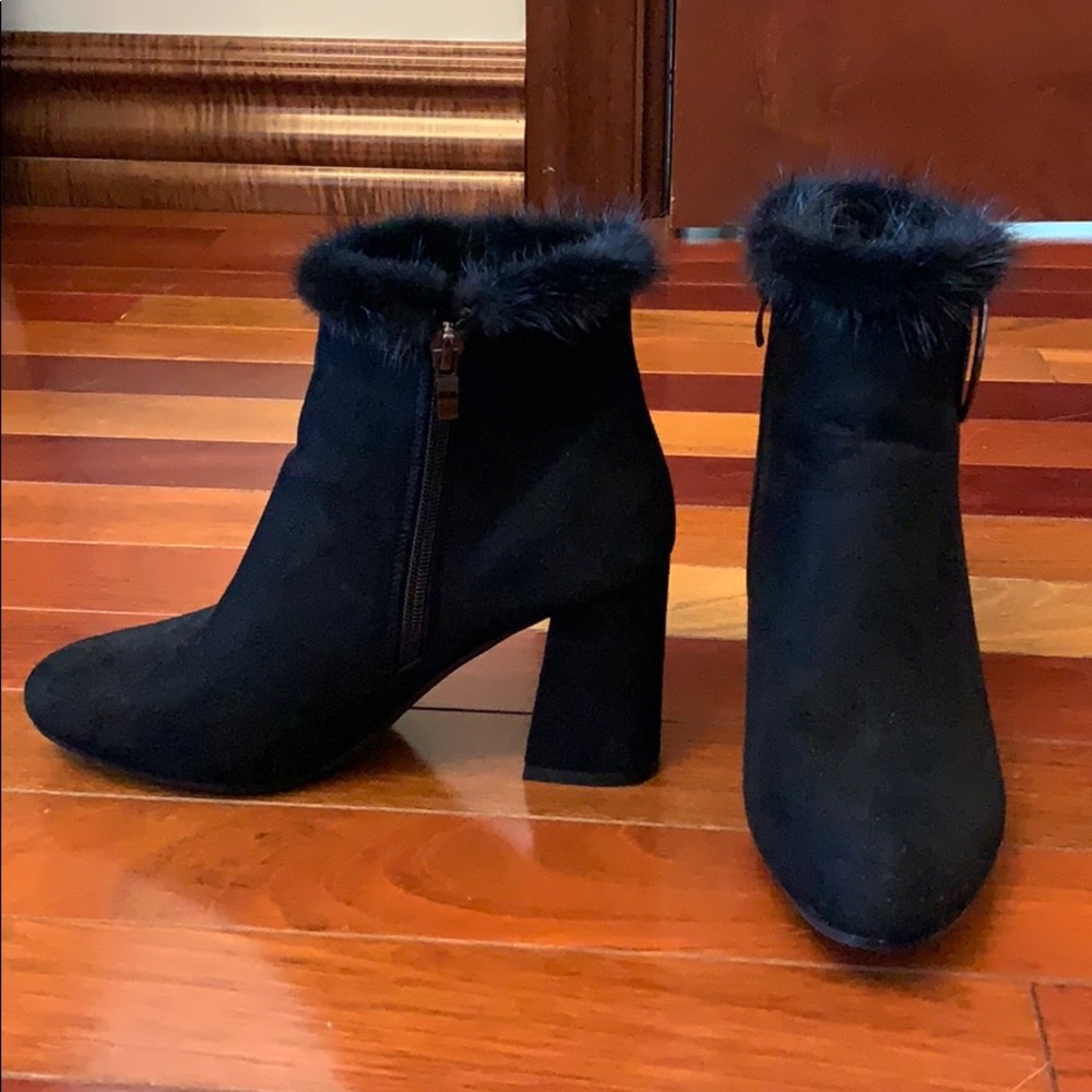 Black booties - Picture 2 of 3